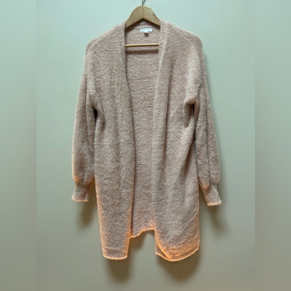 FREE (see details) Pink fuzzy open front long cardigan - Picture 1 of 7